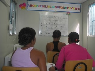 As meninas estão mudando a escola